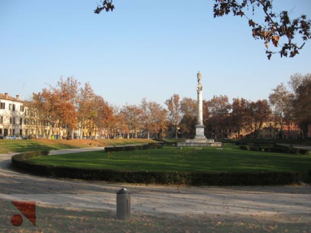 Piazza Ariostea