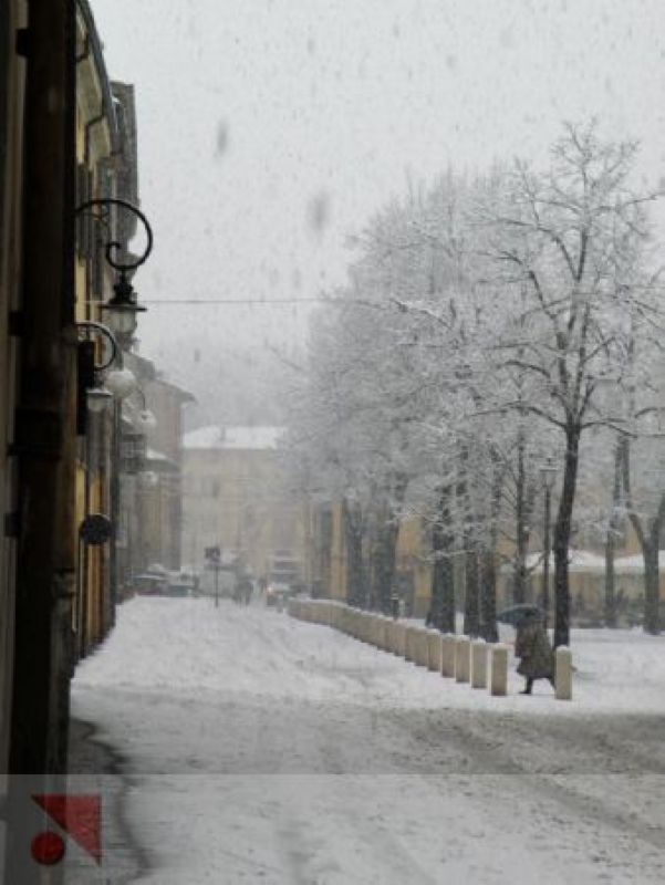 Piazza Fontanesi innevata